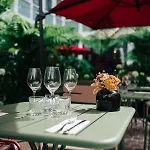 Otel Le Grand Quartier Paris