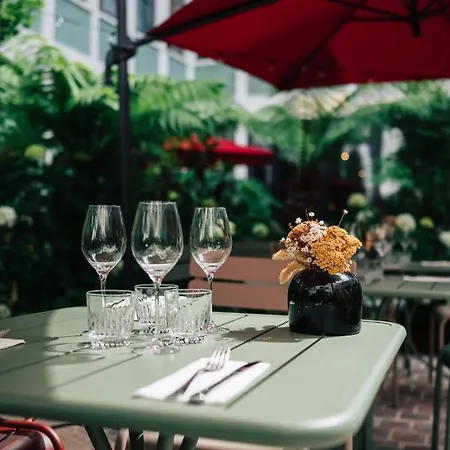 Hotel Le Grand Quartier Paris