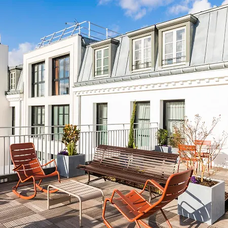 Le Grand Quartier 4* פריז