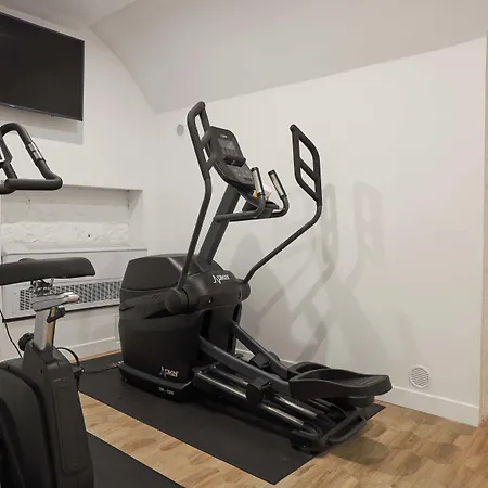 Le Grand Quartier פריז