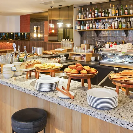 Le Grand Quartier פריז