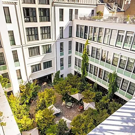 Le Grand Quartier