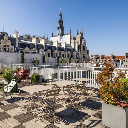 Hotel Le Grand Quartier Paris