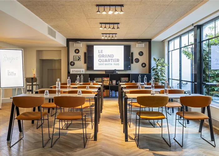 Le Grand Quartier باريس